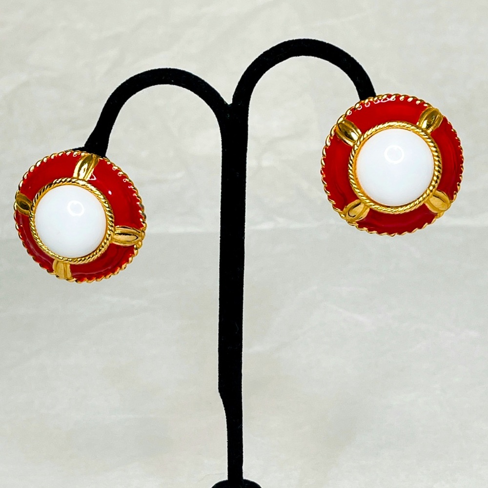 GAY BOYER Red White Gold Enamel Clip On Earrings